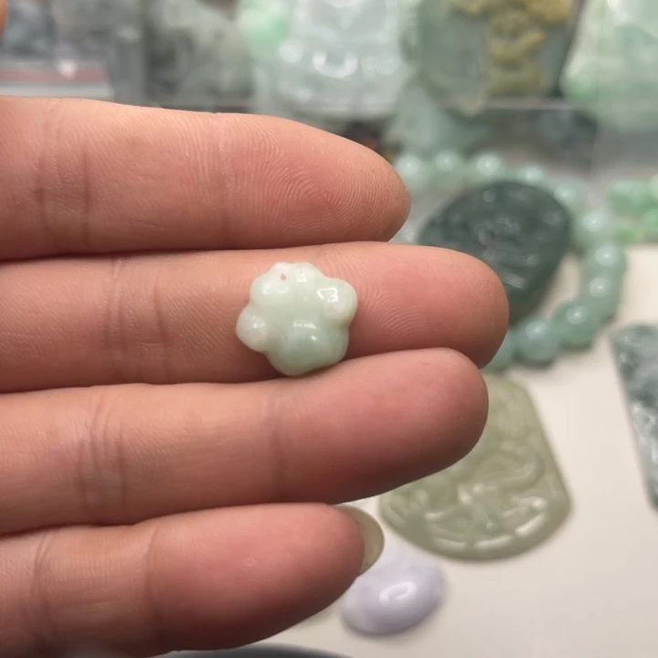 颈饰未镶嵌翡翠3