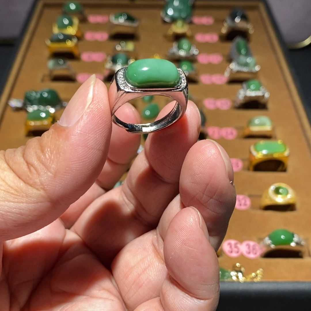 和田玉（碧玉）未镶嵌戒指