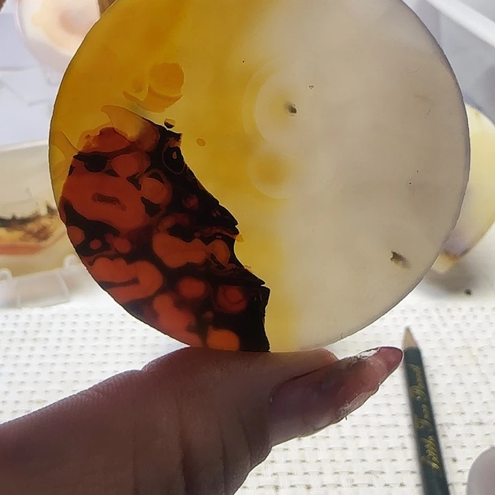 玛瑙/玉髓未镶嵌珠宝奇石