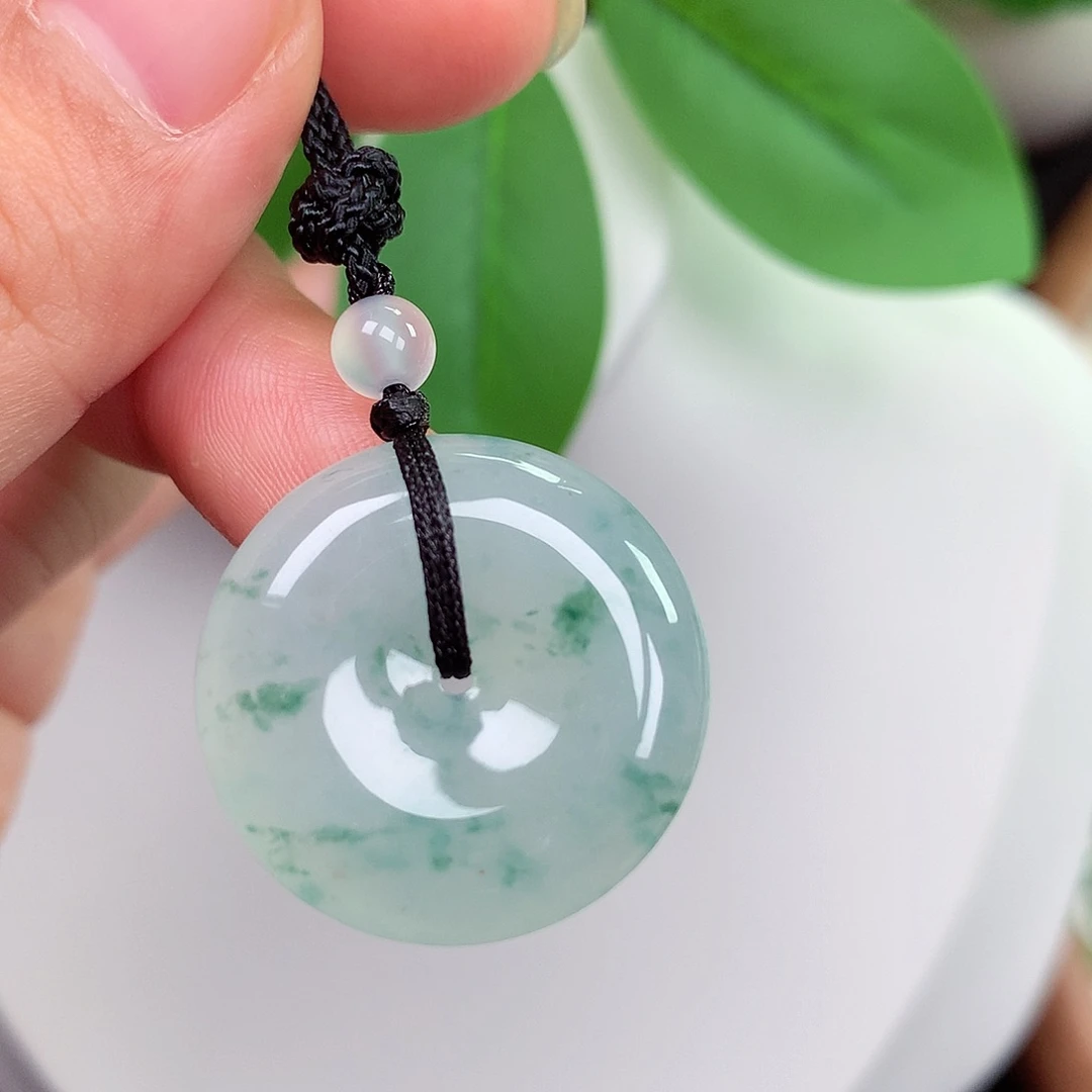 颈饰未镶嵌翡翠平安扣 24.3x5.2mm