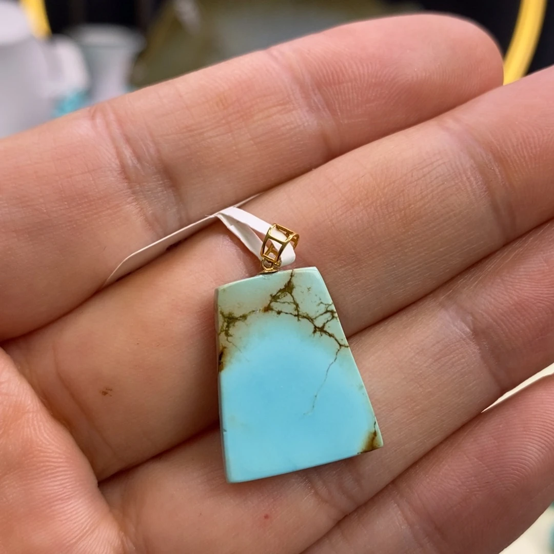 绿松石18K金镶嵌珠宝奇石