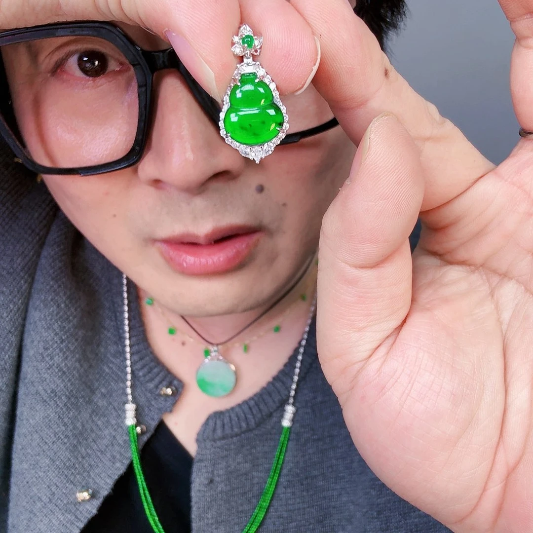 翡翠颈饰未镶嵌一个