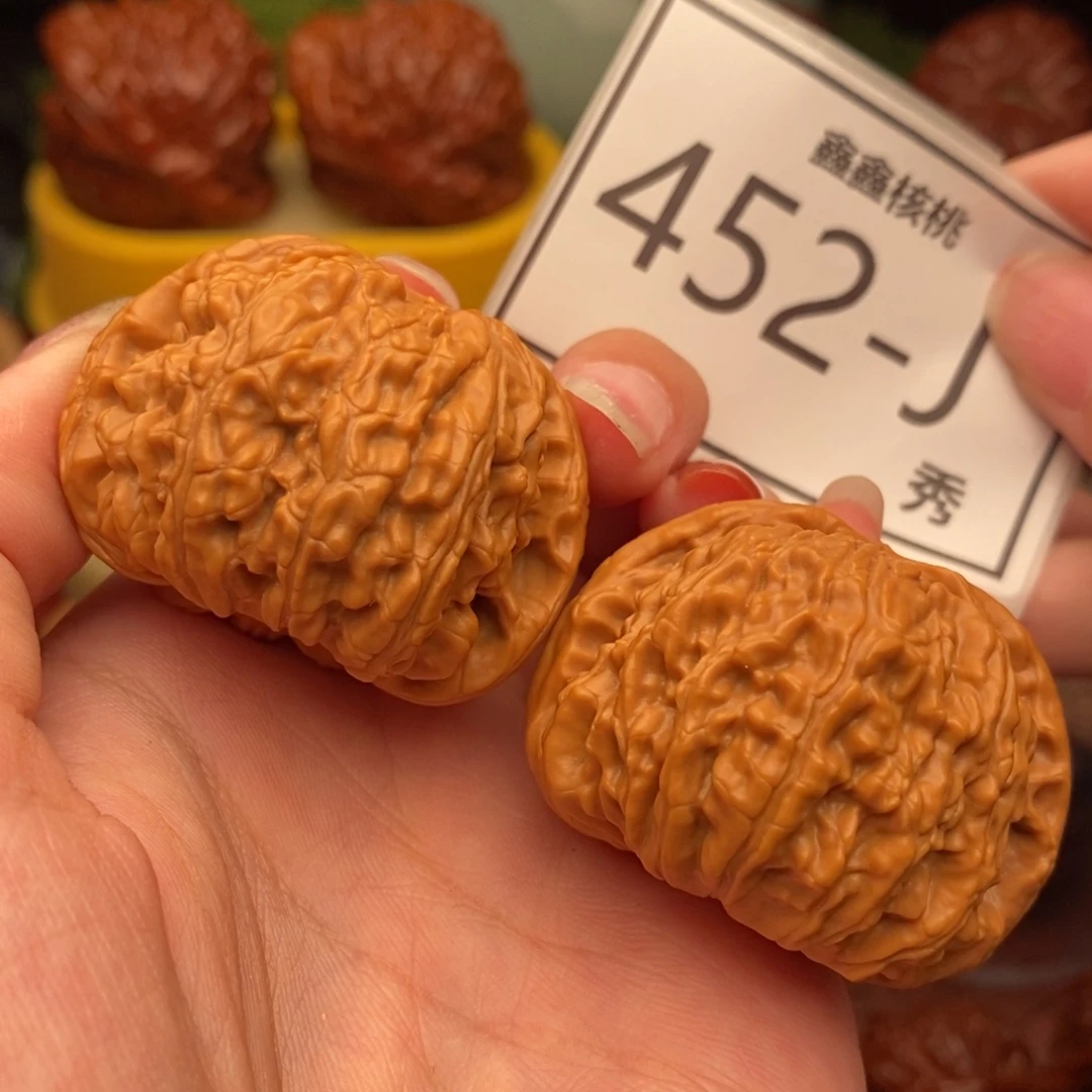 桃核把件白狮子41……