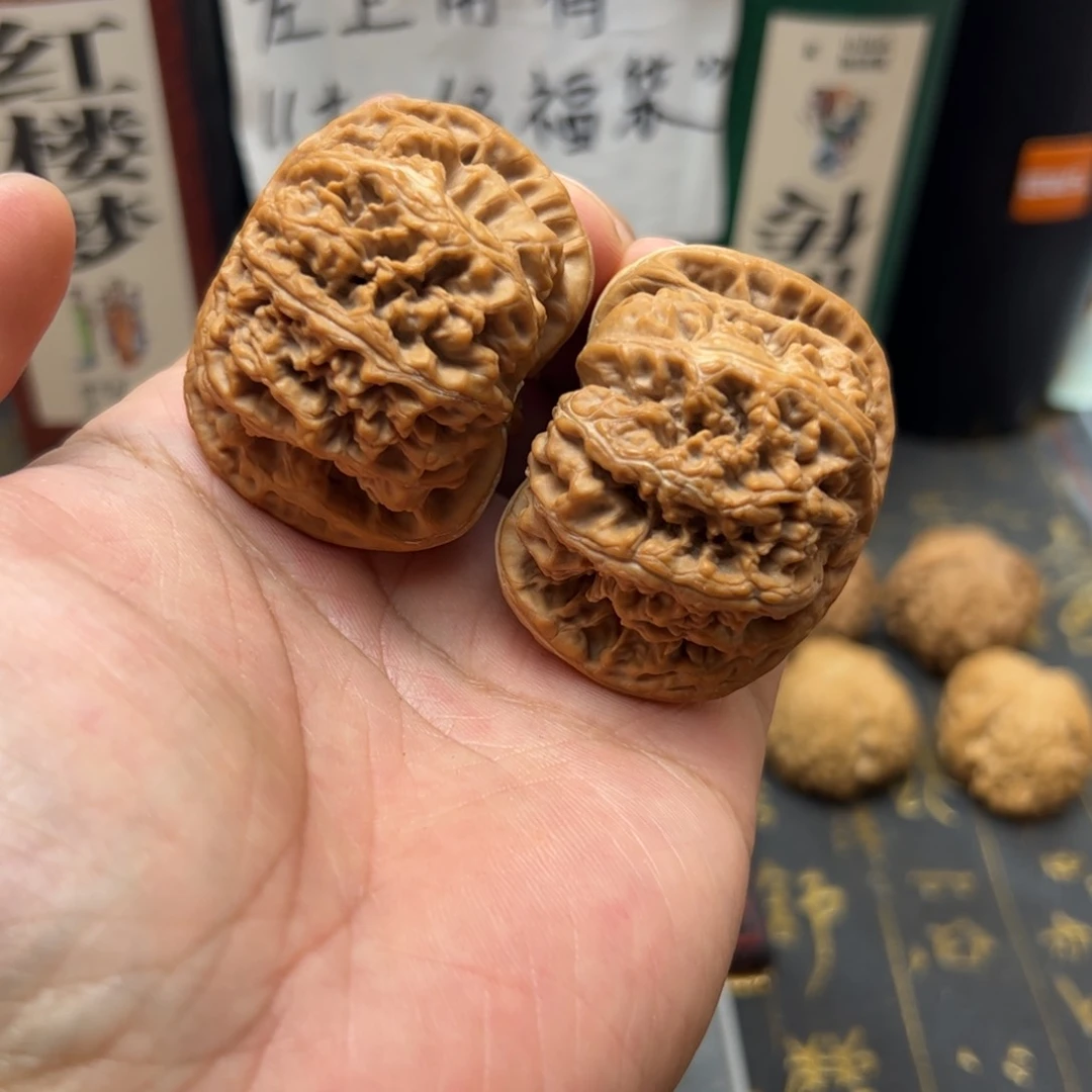 文玩核桃把件49平谷大粗筋