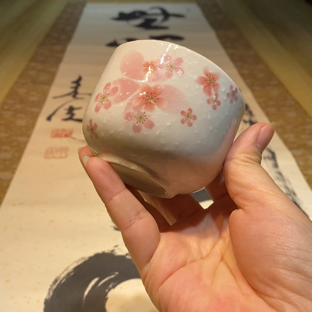 杯扣**哇易雅集工艺品有限公司