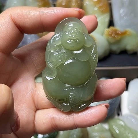 颈饰未镶嵌和田玉