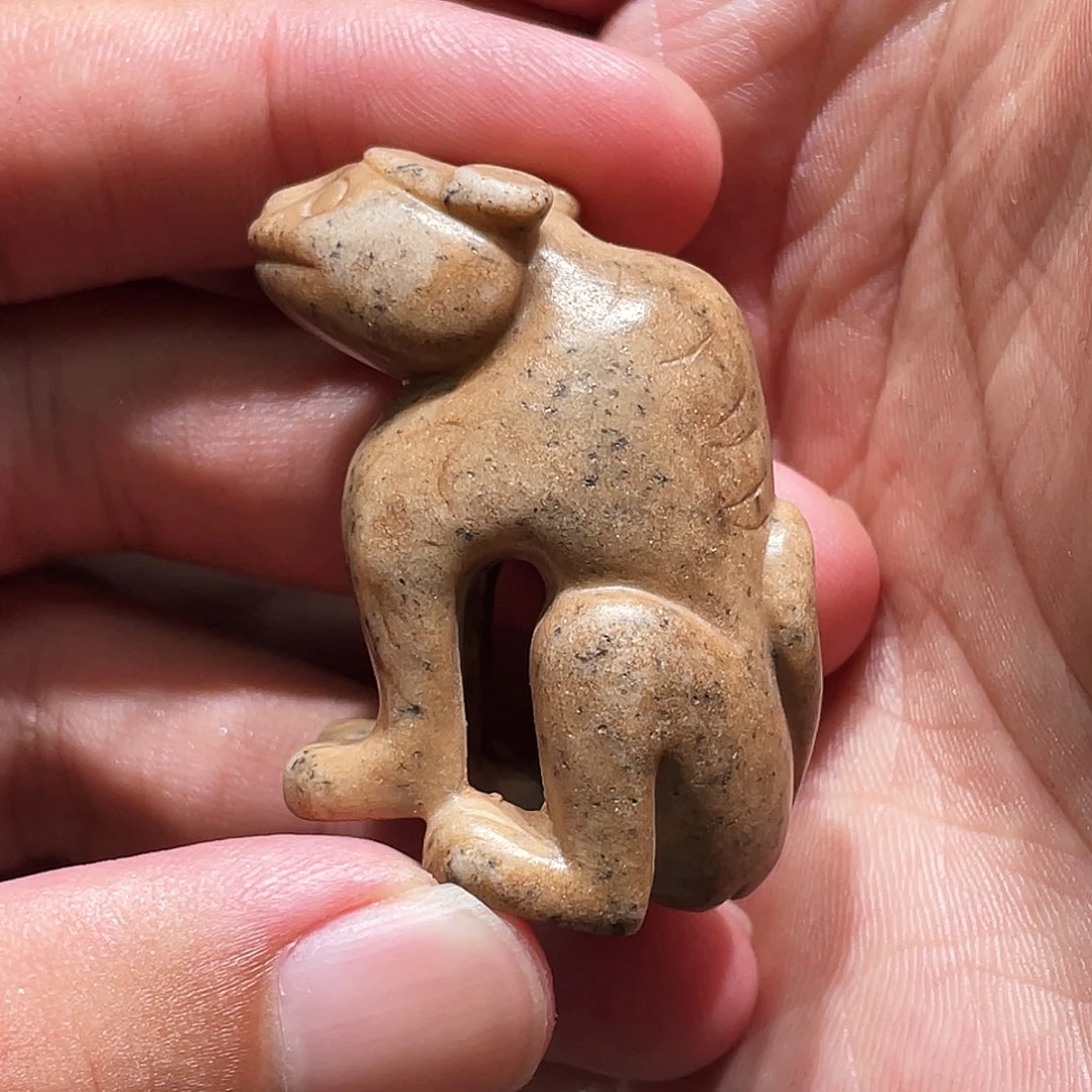 半***人和田玉（糖玉）未镶嵌挂件