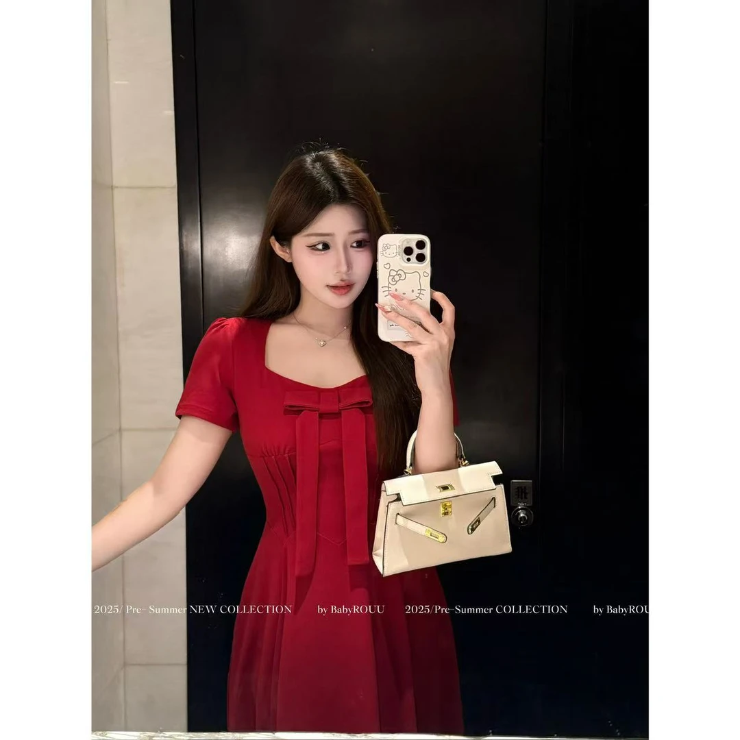 【现货】【贝微微】温与柔气质千金氛围感法式玫瑰蝴蝶结女神感连衣裙