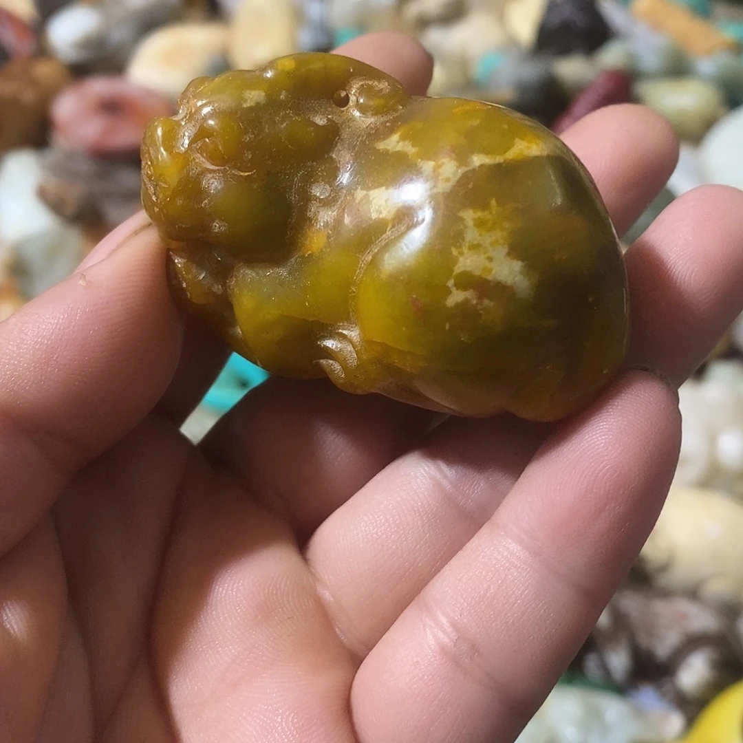 和田玉（糖玉）未镶嵌挂件