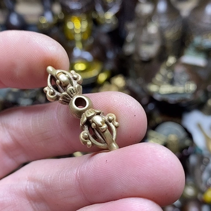 口***v小杨推荐铜物件一个