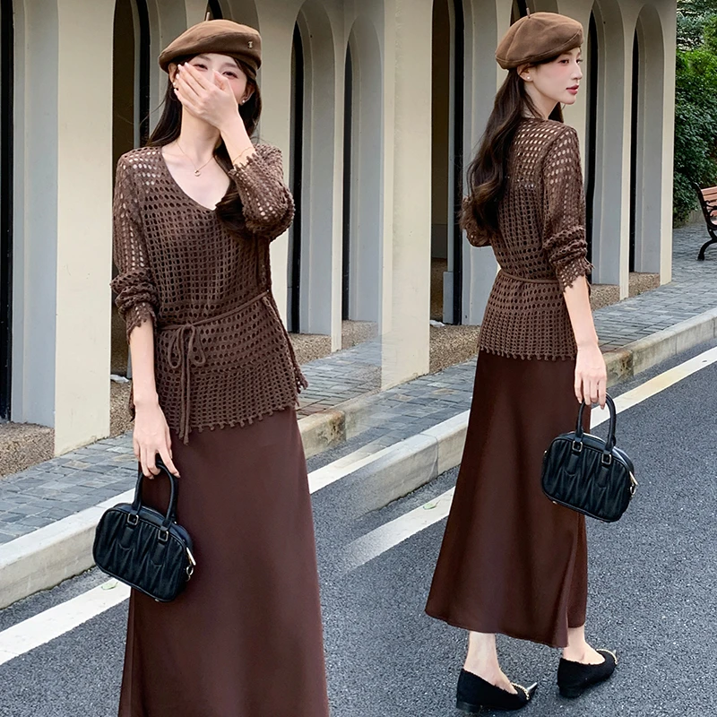 法式气质镂空罩衫套装裙女2025早秋新款系带收腰显瘦吊带裙两件套