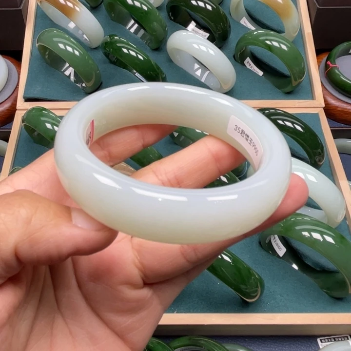 未镶嵌手镯和田玉5859