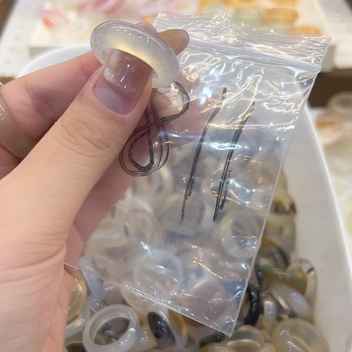 合金戒指玛瑙/玉髓118港15
