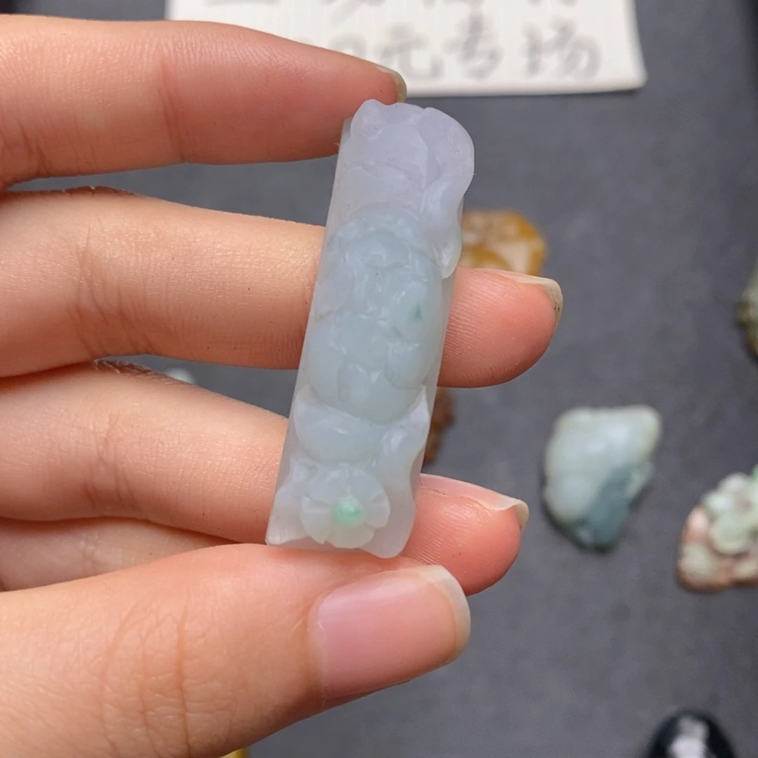 定制翡翠未镶嵌翡翠