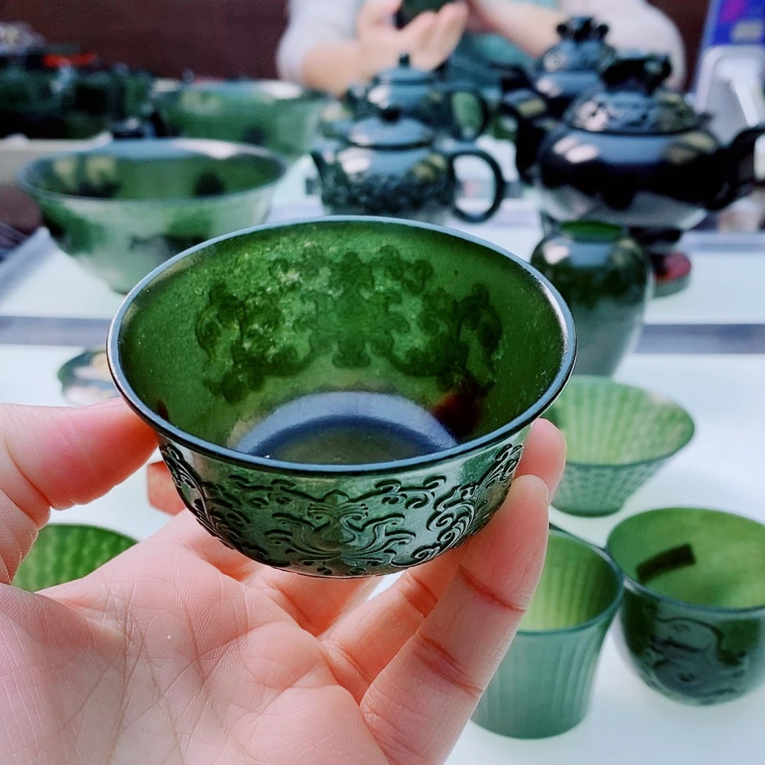 未镶嵌和田玉摆件哆***！微瑕