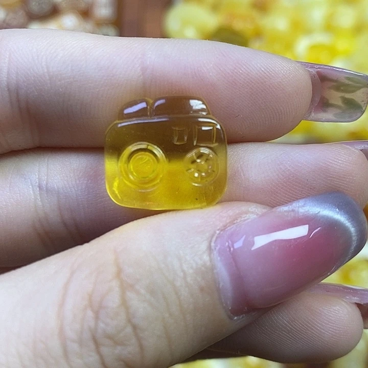 吊坠橄榄核照相机