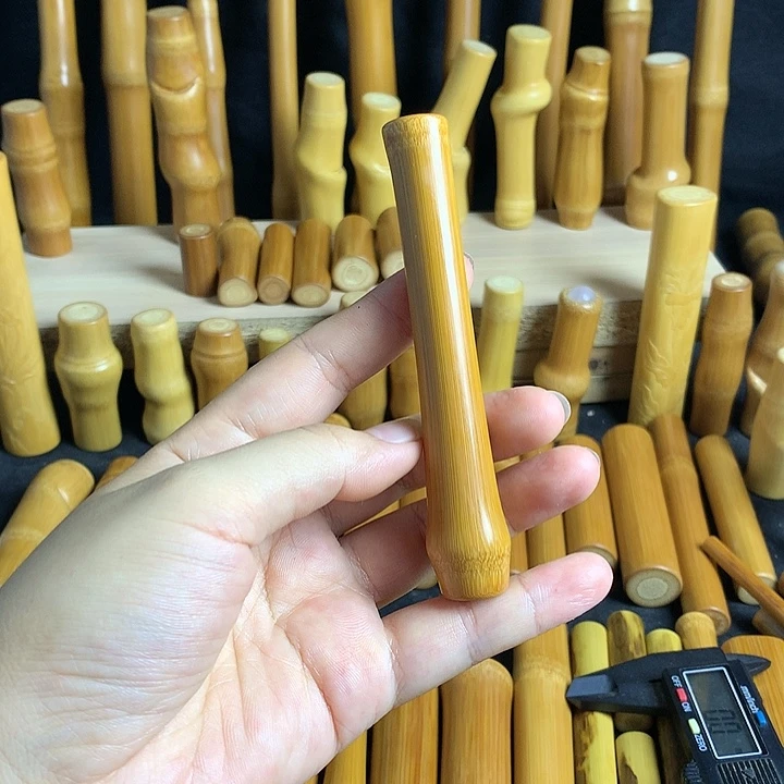 【闪购商品】一***鹿实心玉竹红皮花瓶