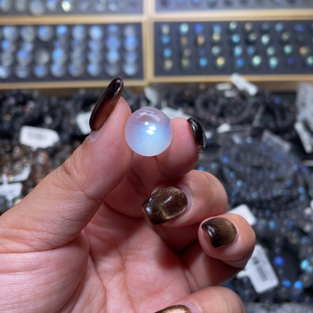 月光石裸石未镶嵌偏**钠蓝月光单珠直径13.3mm➕提溜扣