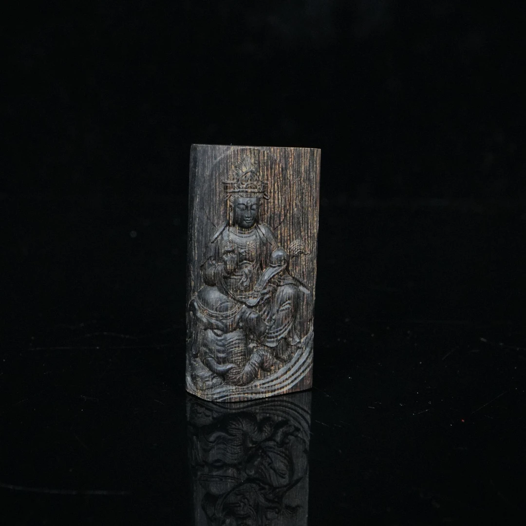 A7445 文莱黑棋沉香沉水普贤菩萨 4.44x2.33x1.02cm 7.52g