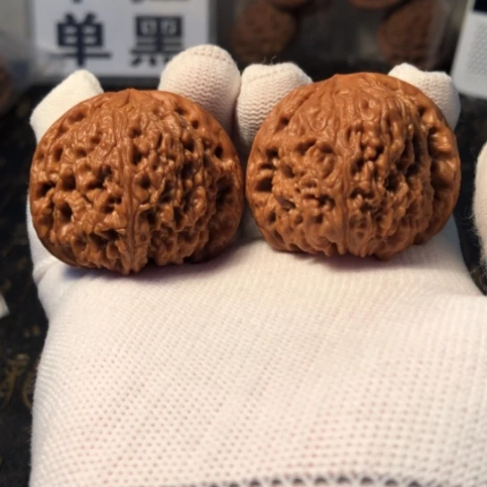 文玩核桃把件球疆43mm