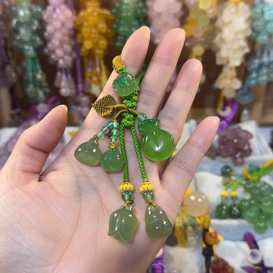 玛瑙/玉髓未镶嵌钥匙挂件