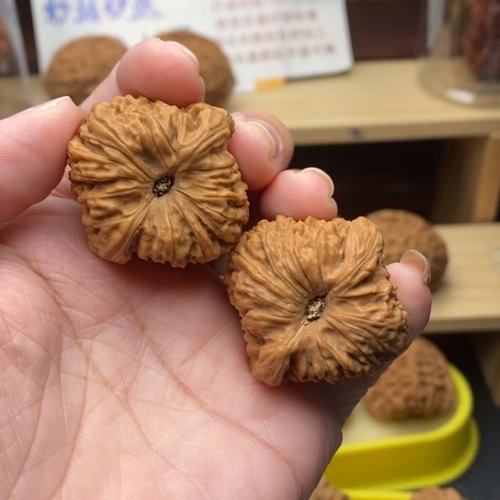 吊坠文玩核桃盘*拉丝酒杯凹底小高炮36尺