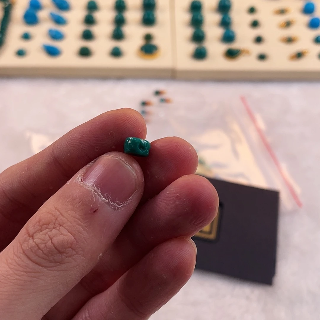 老***馆绿松石未镶嵌耳饰