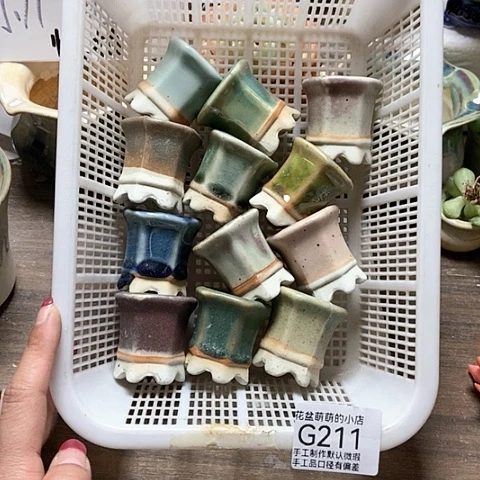 紫砂花盆211微瑕品口径3厘米左右尺寸的