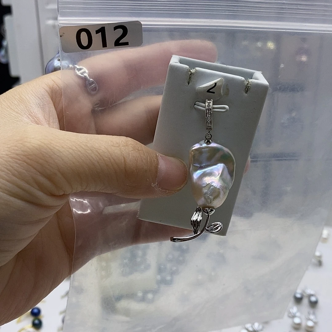 颈饰合金淡水珍珠