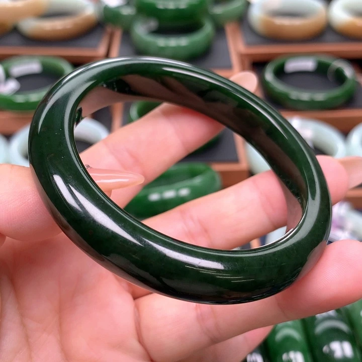 未镶嵌手镯和田玉（碧玉）5859圈口