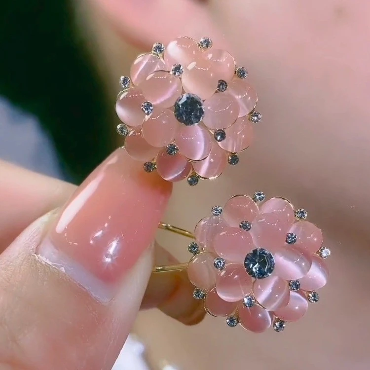 合金耳饰 耳钉小众甜美耳环2025新款爆款高级感首饰女款气质时尚