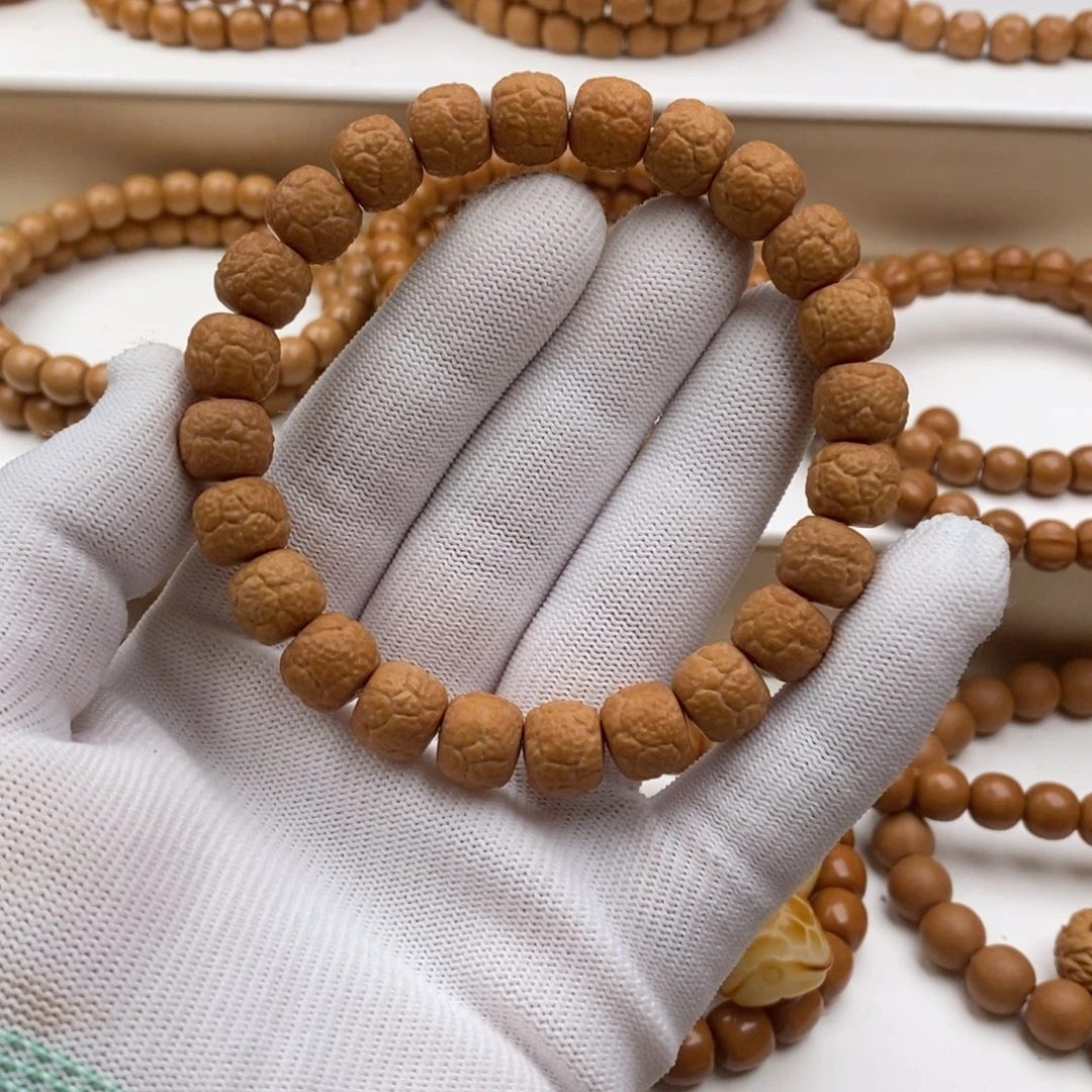 王****手串猴头核桃饕餮