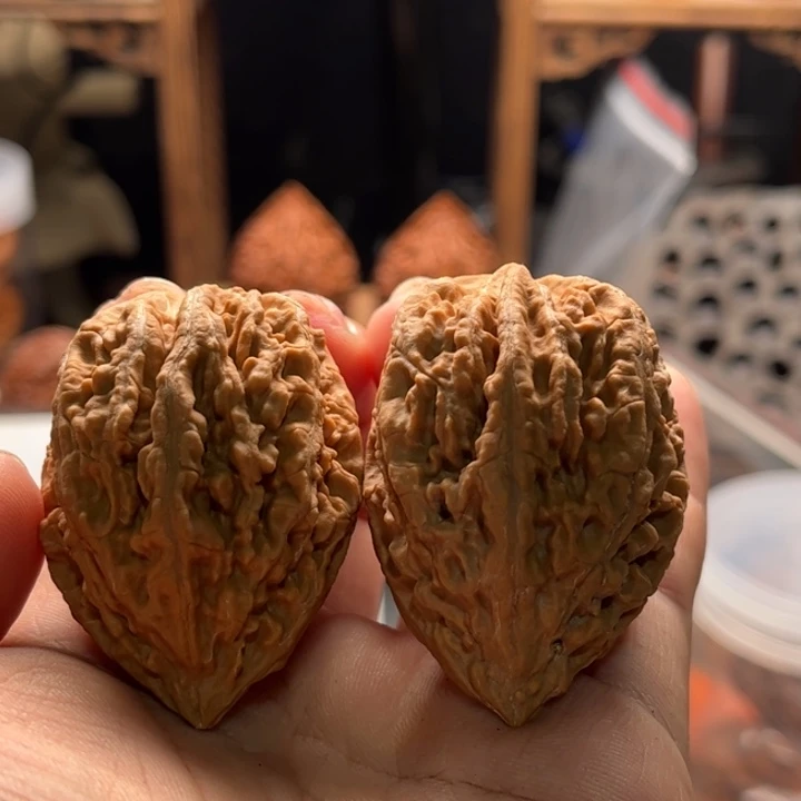 文玩核桃把件楸大胖80