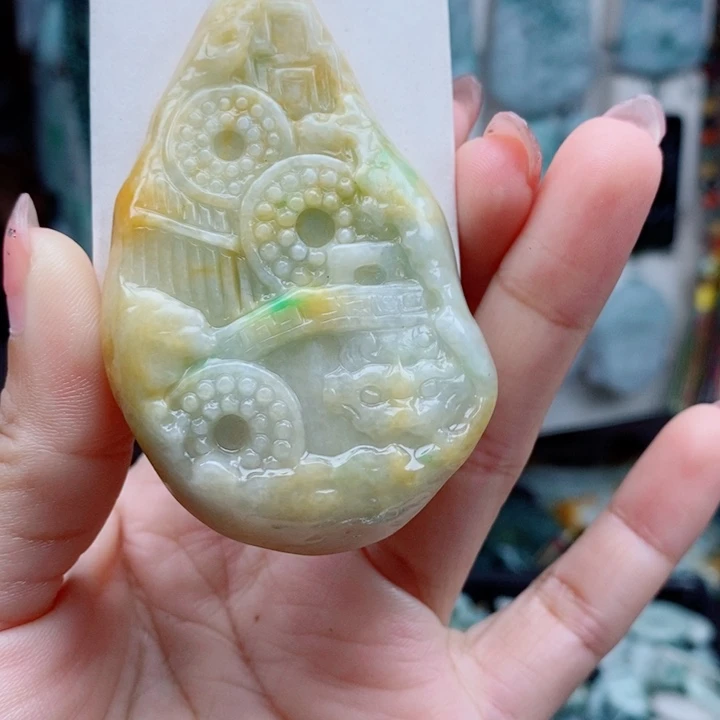 翡翠未镶嵌颈饰翡翠
