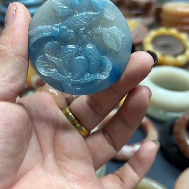 石英岩玉合金颈饰