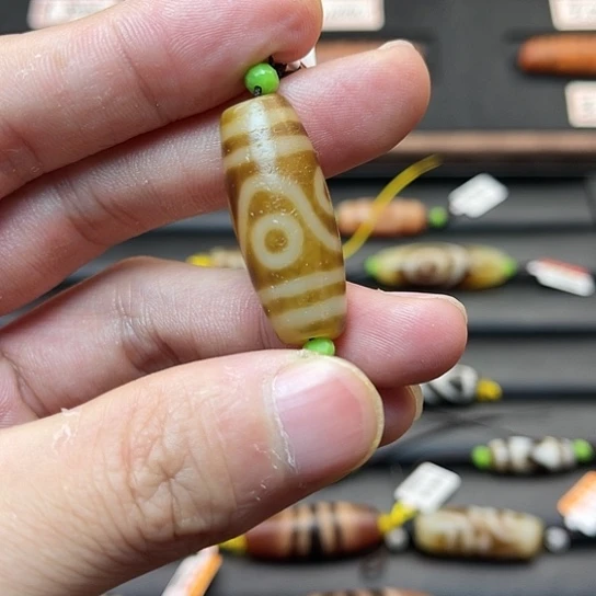 ****治玛瑙/玉髓未镶嵌珠宝半成品