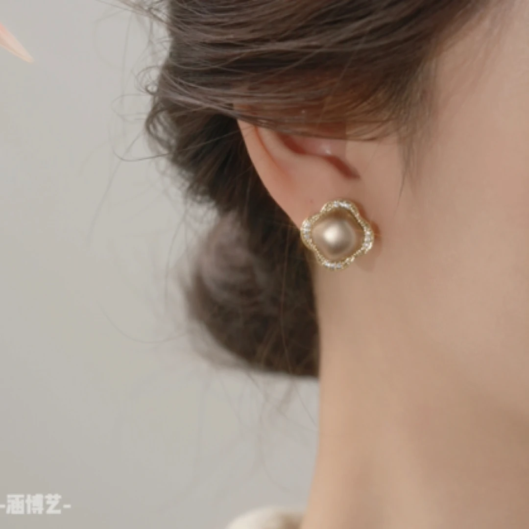 铜合金耳饰 四叶花优雅大气无耳洞蚊香盘耳夹