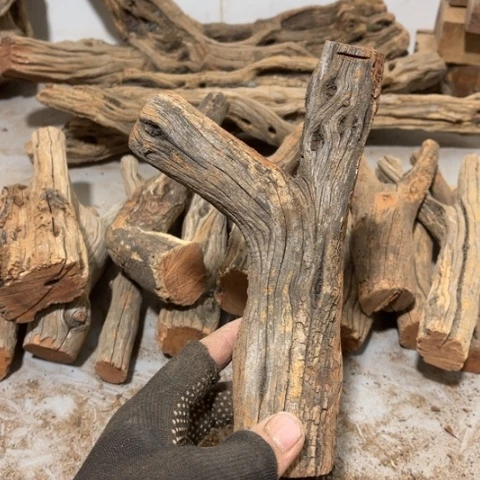 大果紫檀（缅甸花梨）穿****下