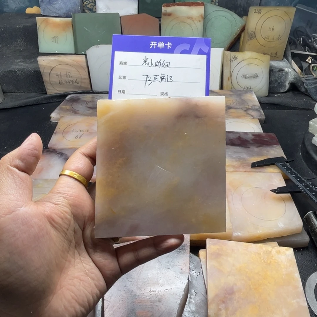 来***妞石英质玉（金丝玉）未镶嵌手镯定制手镯