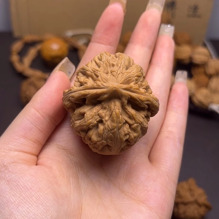 喵***喵吊坠桃核红锦鲤单只异型有瑕有磕