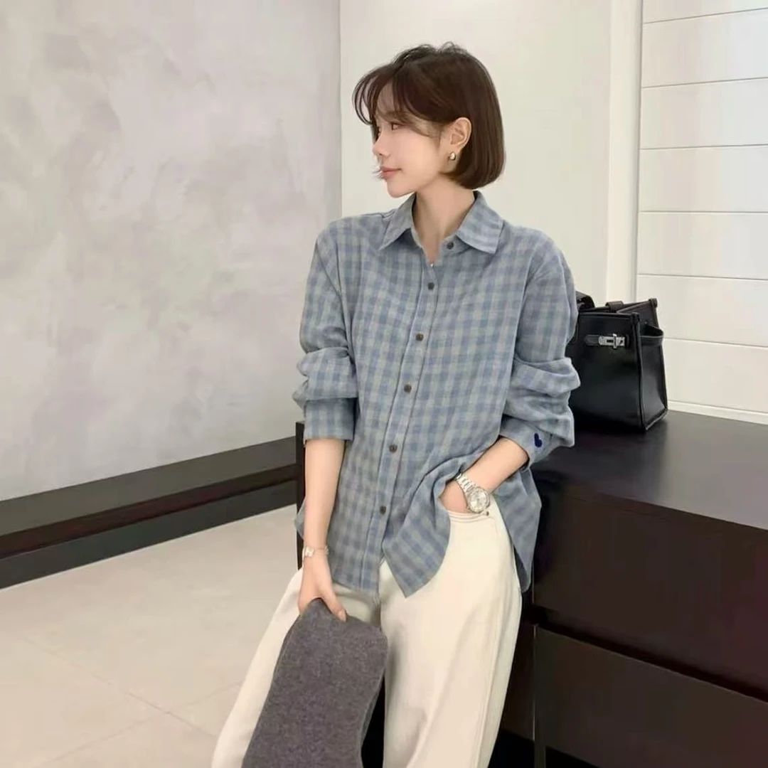 2025翻领色织格纹衬衫冬季新款时尚简约百搭休闲女士