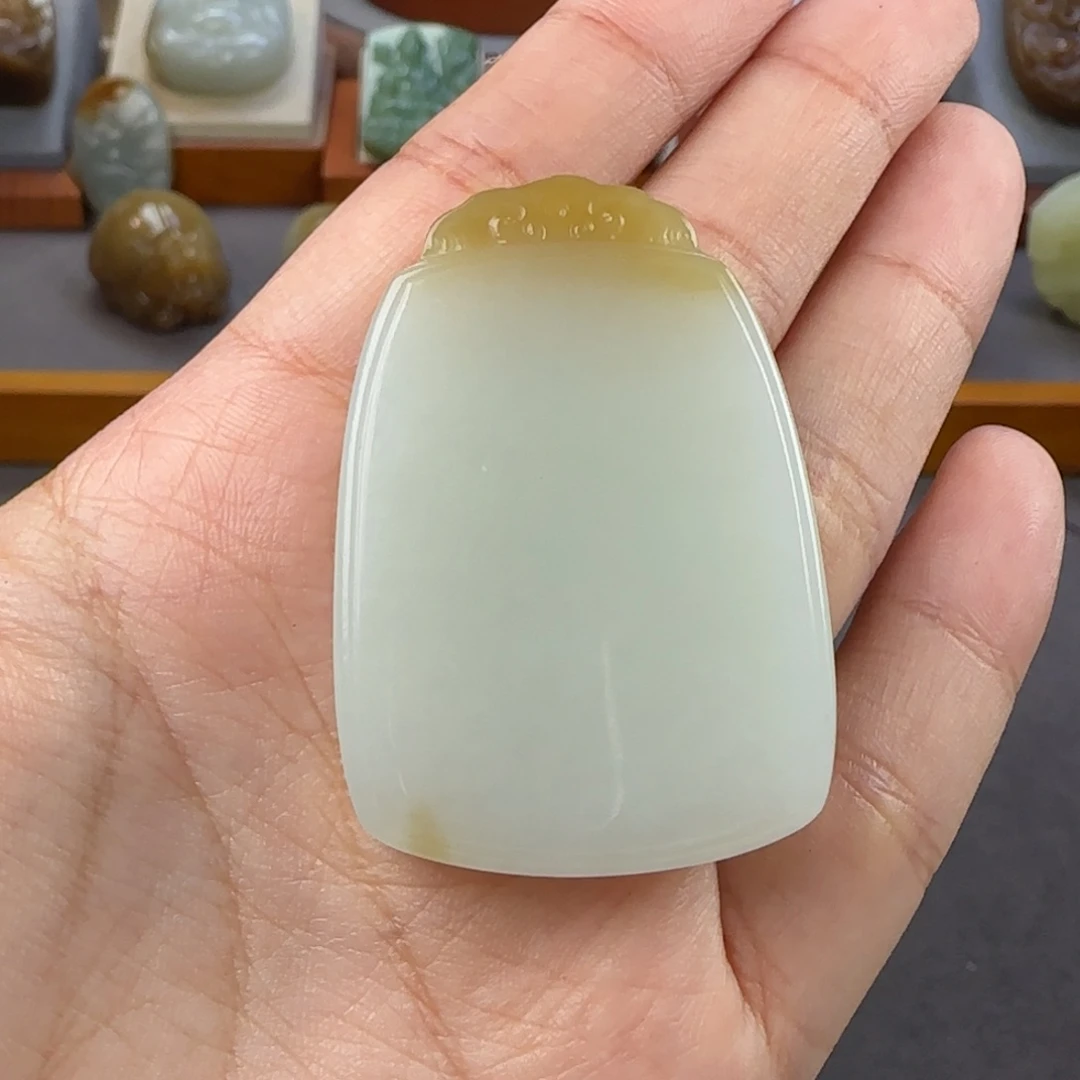 定制和田玉未镶嵌和田玉