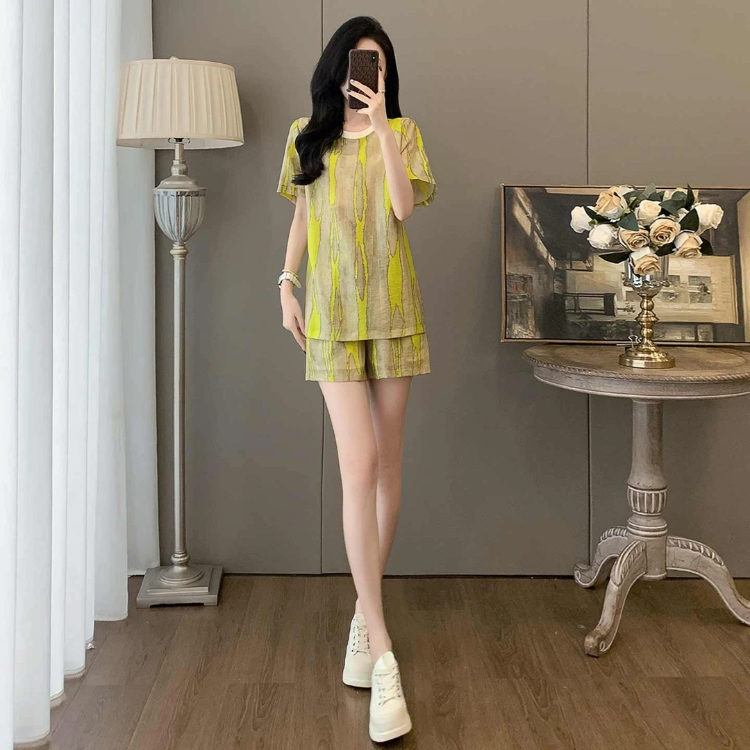 女夏新款气质温柔时尚套装复古风圆领亚麻短袖上衣阔腿短裤两件套