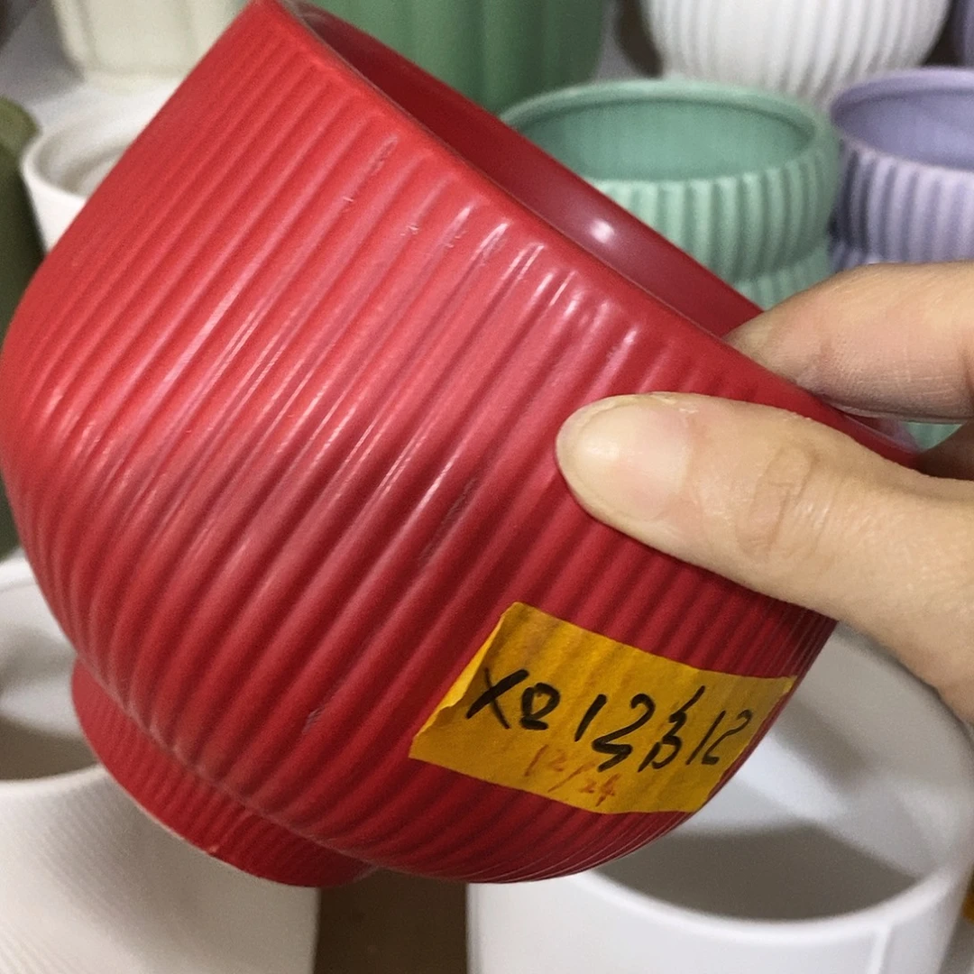 杯子陶盆有孔 瑕疵介意勿拍