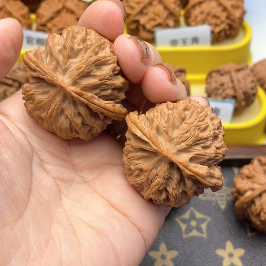 黑***.文玩核桃把件400号苹果园