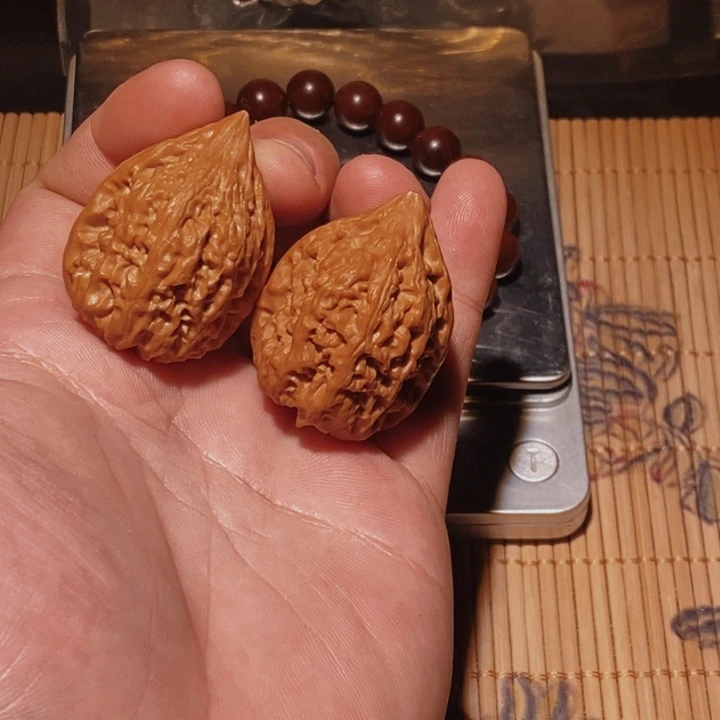 ***玩文玩核桃把件30沈阳鸡心