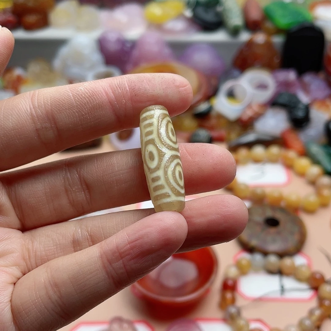 玛瑙/玉髓颈饰合金弓****争