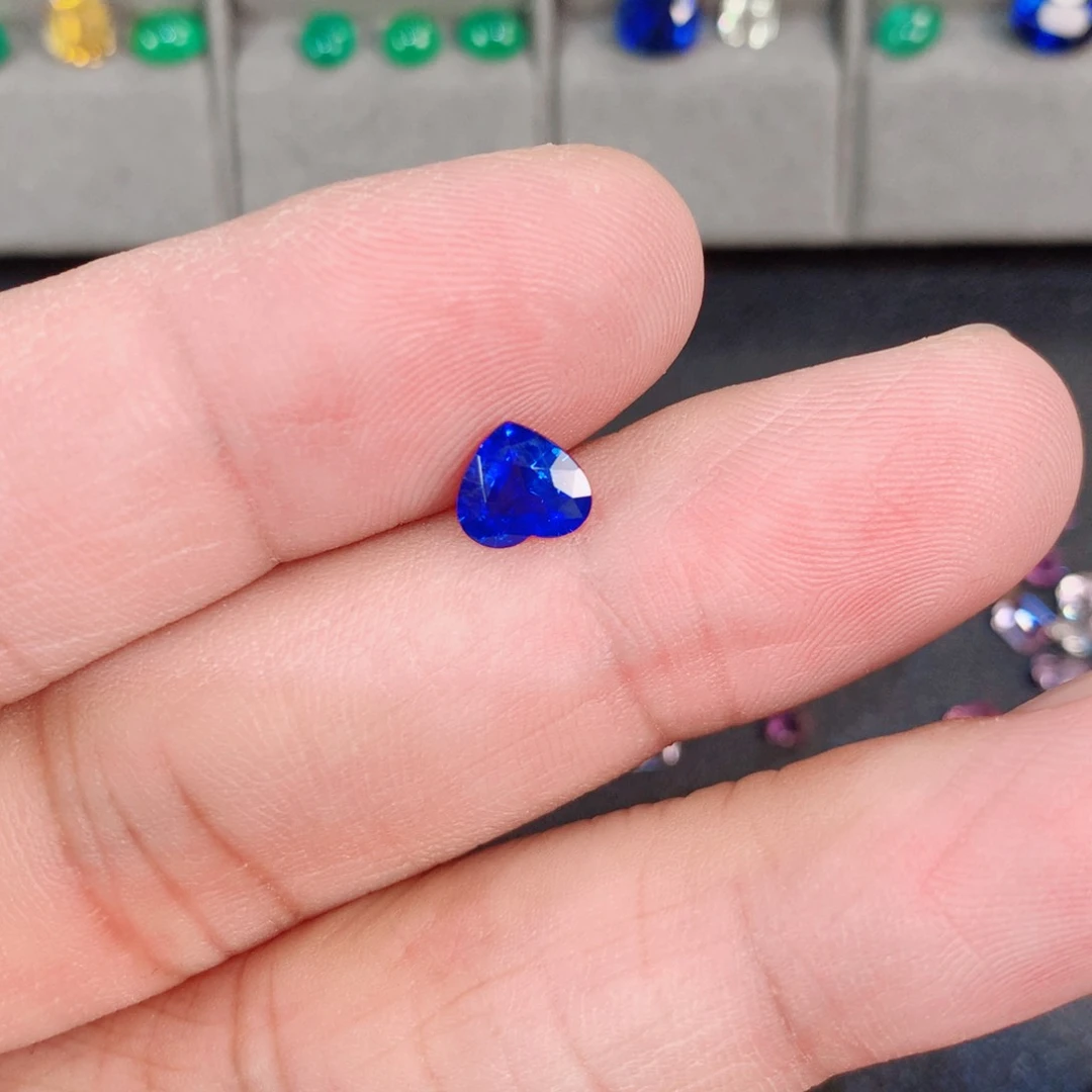 蓝宝石裸石未镶嵌1.07ct 皇家蓝蓝宝石