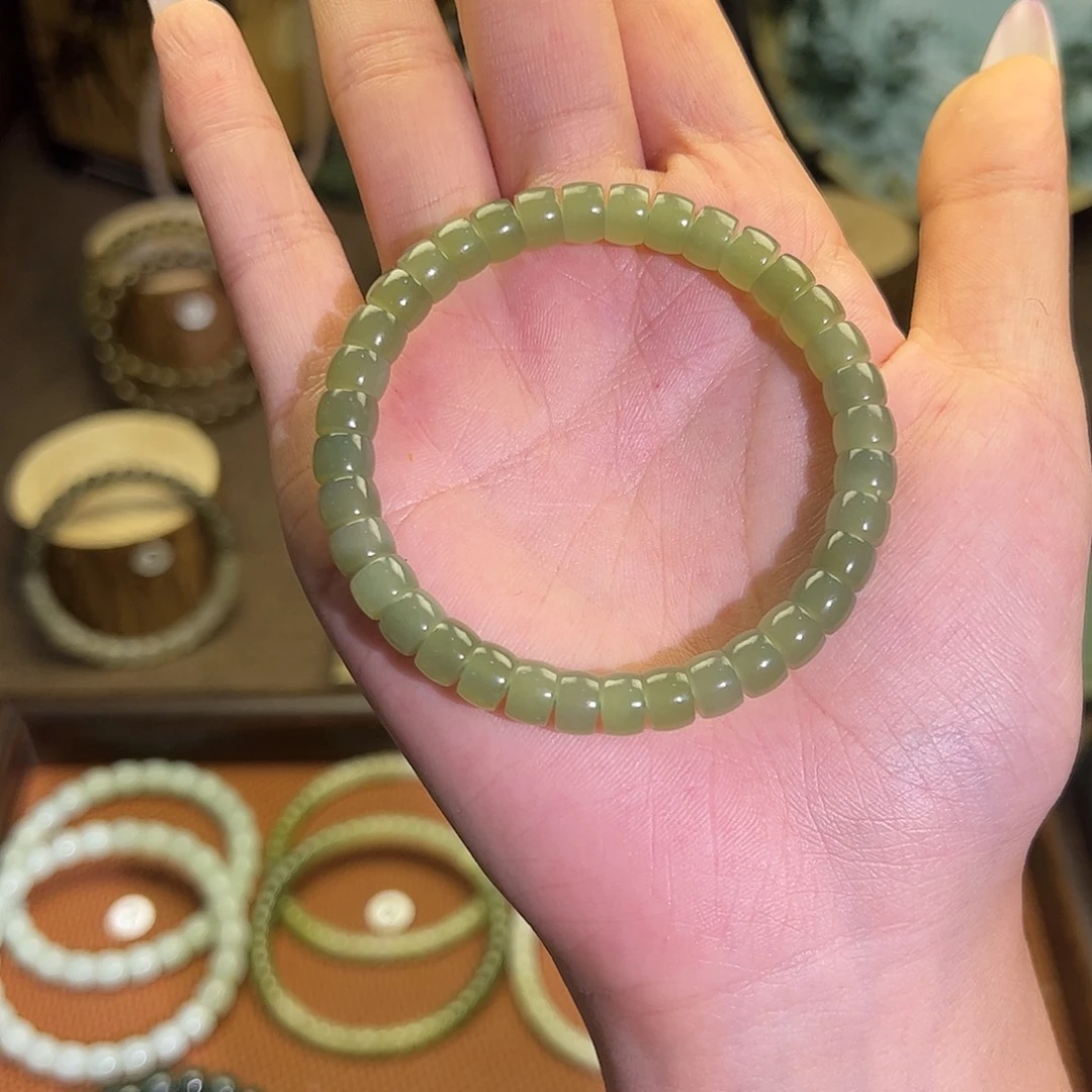 未镶嵌手链和田玉