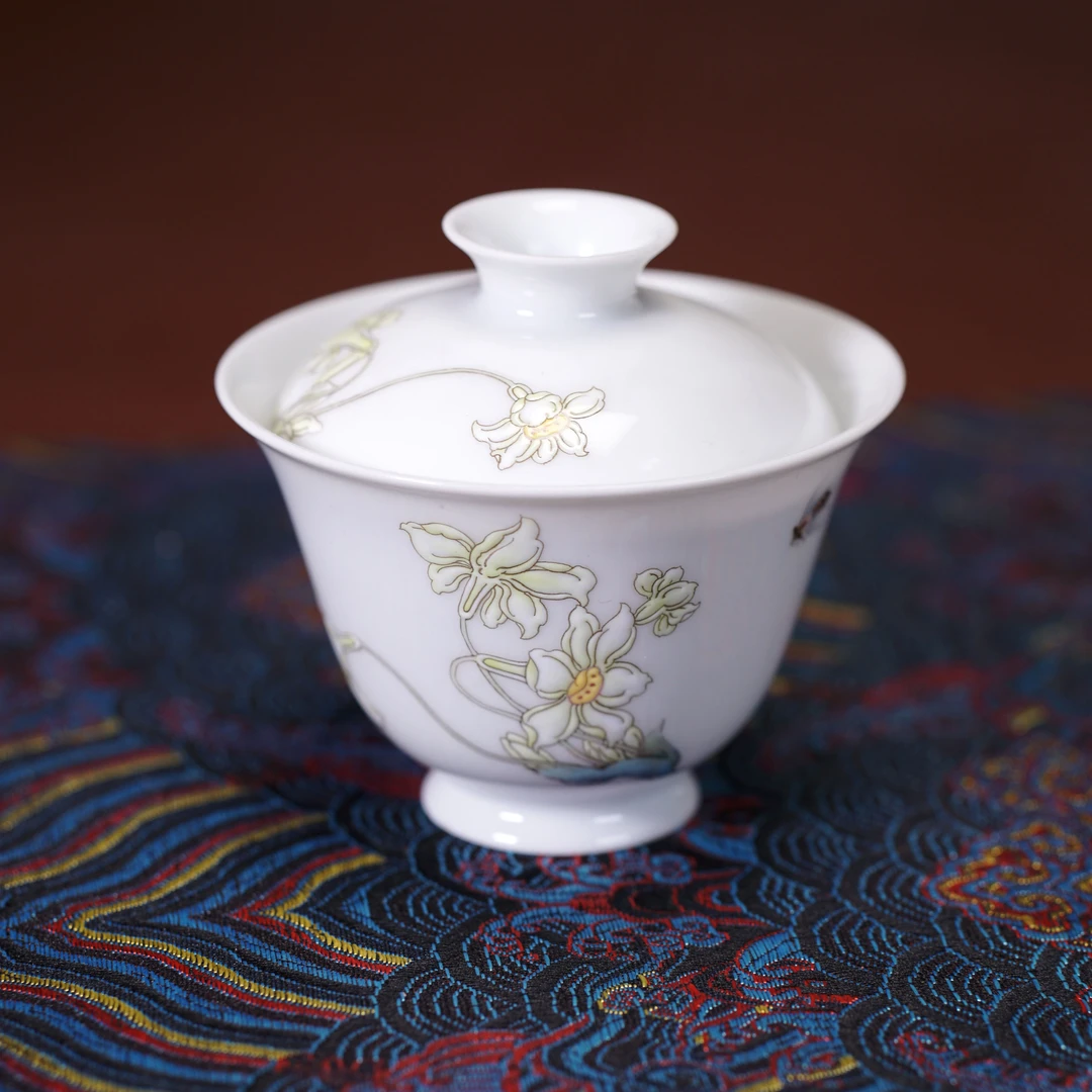 艺林堂粉彩水仙小留芳盖碗